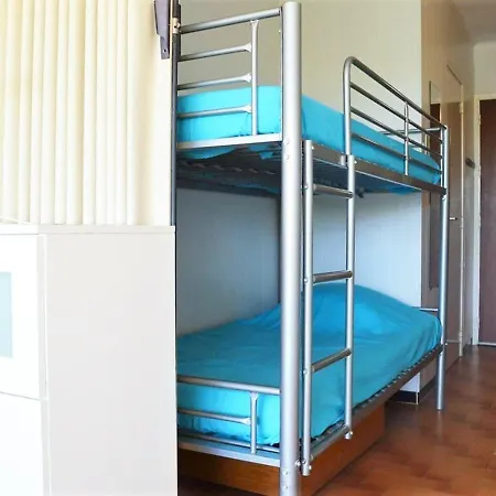 Avec Terrasse Et Parking, A 250 M De La D'aiguebelle, - Fr-1-251-187 Apartamento Le Lavandou